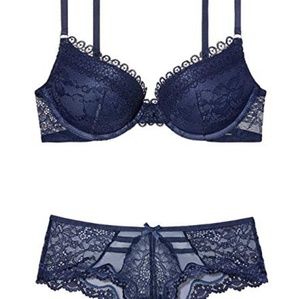 Victoria's Secret Very Sexy Lace Push Up Bra